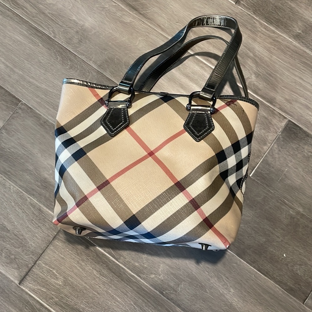 Authentic Burberry Supernova Bag. Good Condition.… - image 2